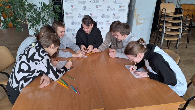 Играем КВИЗ "Пословицы и поговорки".