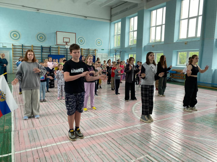 Мы любим Родину свою.